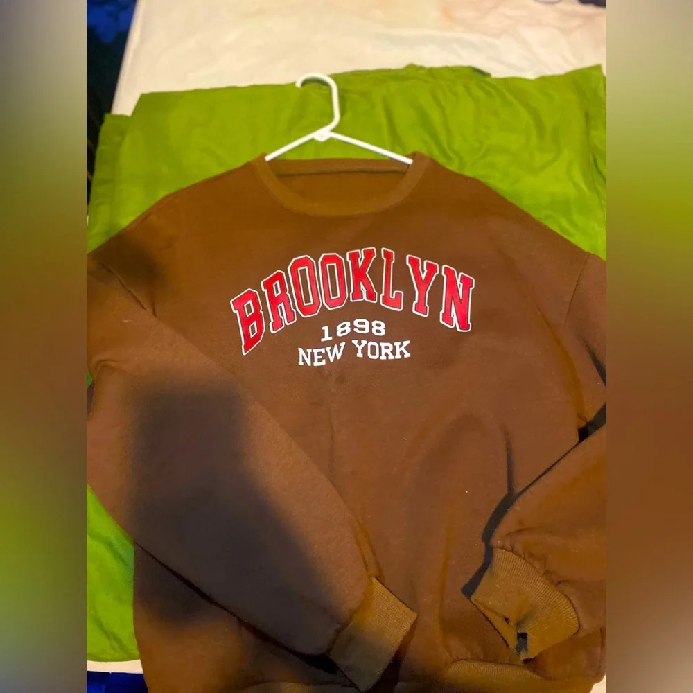 Brooklyn Crew neck sweater - Picture 1 of 2